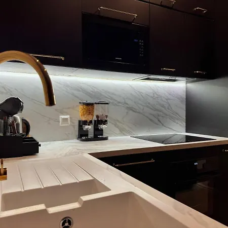 Апартаменты Boutique Duplex Retreat In *