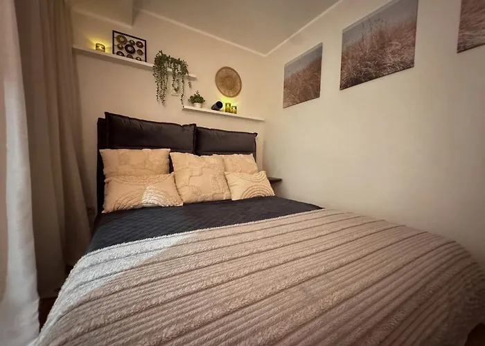 Апартаменты Boutique Duplex Retreat In