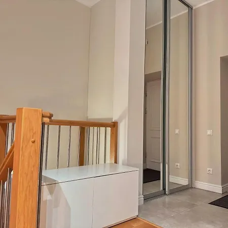 Boutique Duplex Retreat In Apartment